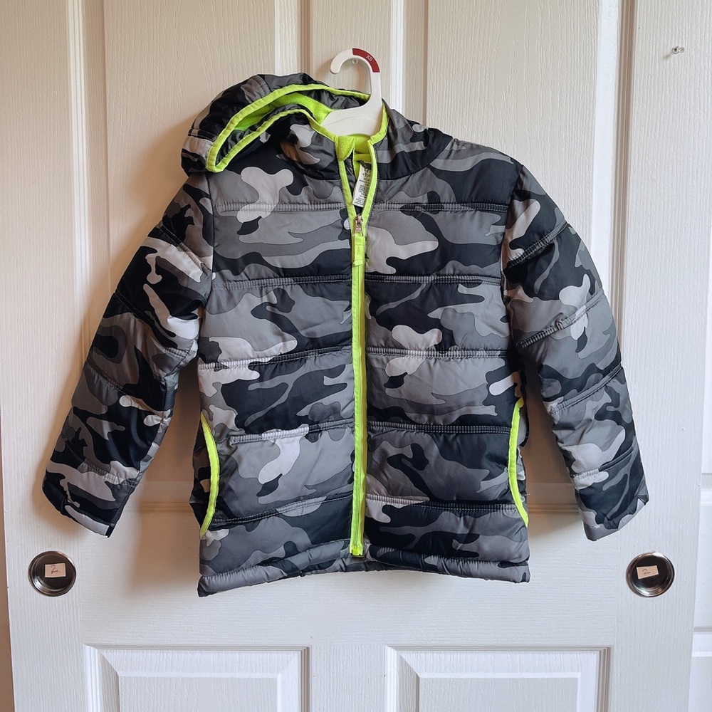 puffer jacket by faded glory YOUTH